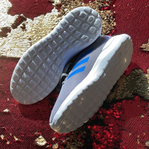 Kids ADIDAS shoes - Picture 4 of 11